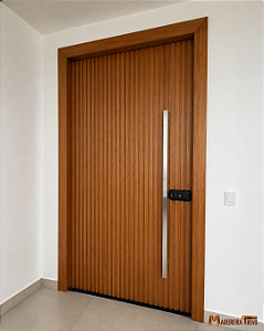 Kit Porta Pivotante Especial com ripado vertical em Angelim Pedra 120 x 240 x 18cm