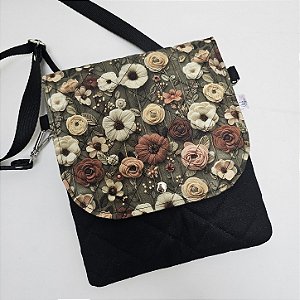 Bolsa de tecido tira colo com Alça Transversal e tampa.