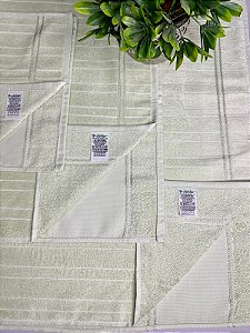 Kit Toalhas Velour Artesanalle Liso - Verde Claro (3 peças)