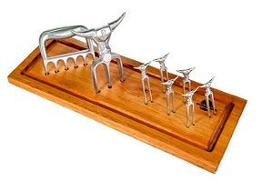 Garfo Tridente, Garra De Urso, Tridente, 06 Espetos/Garfos com Suporte de Madeira Rústica