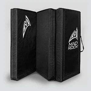 TRIPLE PAD (BLACK)- CRASH PAD - COLCHÃO DOBRAVEL PARA PROTEÇÃO - MEDIDAS:DIMENSÃO: 72" X 44" X 5" - 11KG - MAD ROCK