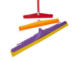 Rodo Base de Plático com Cabo 1,20 metros