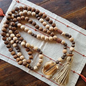 Colar Decorativo Duplo De Mesa Em Madeira G