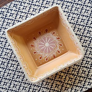 Travessa Quadrada em Cerâmica