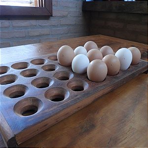 Porta-Ovos em Madeira - capacidade para 28 ovos