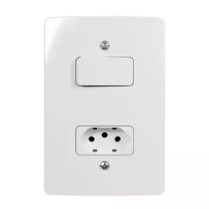 CONJUNTO 1 INTERRUPITOR SIMPLES 6A COM 1 TOMADA 2P+T 20A-250V 4X2 BR RENOVA