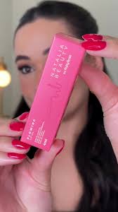 LIP OIL RUBY ROSE FLOWING NATALIA BEAUTY