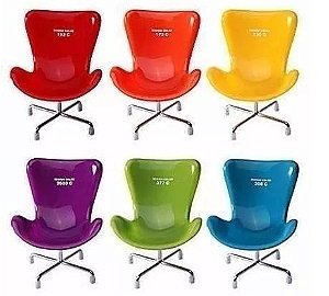 Cadeira Miniatura Decorativa - Design Color Pantone 173C