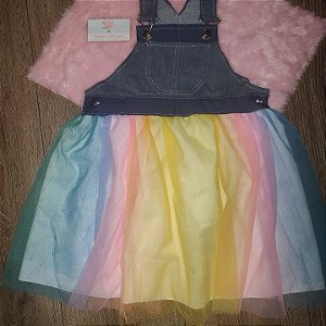 Jardineira jeans arco iris