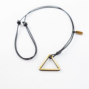CORDÃO TRIANGULO OURO VELHO