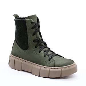 Bota Feminina Tratorada em Couro Legítimo Cadarço e Zíper  do 33 ao 44– Verde Militar