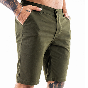 BERMUDA DE SARJA MASCULINA ESPORTE FINO - VERDE MILITAR