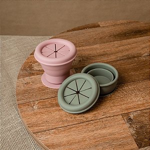 Copo Snack 2 em 1 com Ventosa de Silicone