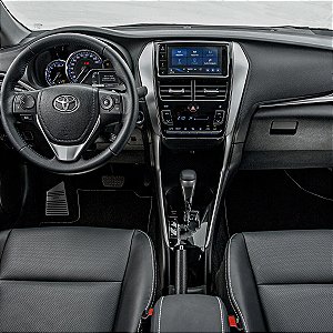 Descanso De Pé Aço Inox Escovado Toyota Yaris Hatch E Sedan 2018/2024