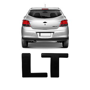 Emblema Adesivo Letreiro LT Preto Black Piano Onix Agile Cruze Equinox Tracker
