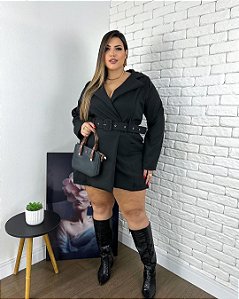 Macaquinho Blazer Manga Longa Plus Size