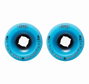 Freak Surfskate | Par de rodas | Modelo: Pool Shark 85A 65mm na cor Azul Claro.