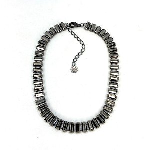 Chocker jet hematite