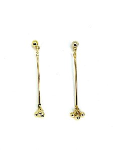 Brinco dourado com palito e bolinhas penduradas