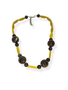 Colar 1v. de resinas e muranos mostarda e marrom