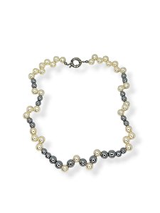 Colar 1v. de pérolas tortas e hematita prata