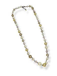 Colar 1v. de pérolas com tamanho e cores diversas no alfinete