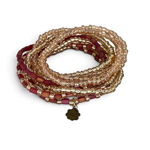 Pulseira 9v de missangas e canutilhos rosê