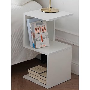Mesa de Cabeceira em S