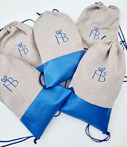 Sacochila com Bordado