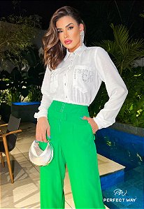 Camisa Cropped Branco c/ Detalhes Perfect Way