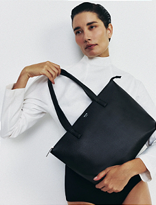 Arezzo - Bolsa Shopping Preto Mercato