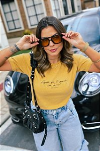 LOKAH - T-Shirt Aquele q/ te Guarda