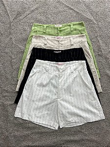 Rosa Branca  - Short Linho Risca de Giz Off