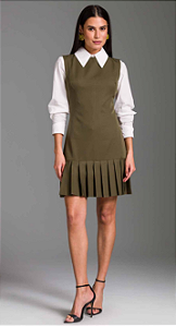 Charry - Vestido Curto Liso com Pregas