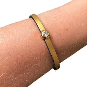 Pulseira de couro a beleza protege
