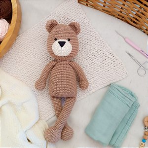 Grudinho Ben o Urso Amigurumi Artesanal