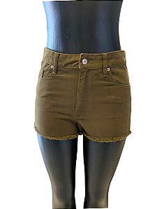 Shorts Verde Militar Barra Desfiada