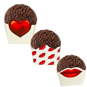 48 Forminha Brigadeiro Coração Beijo Dia das Mães/ Namorados