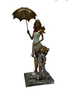 Estatueta Mãe e Filho Azul Com Dourado - Mabruk