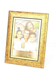 Porta Retrato Friso Dourado 20x25