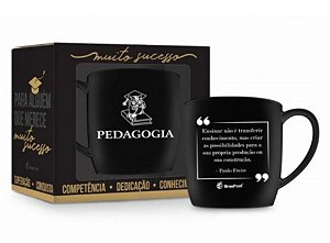 Caneca Porcelana Urban Pedagogia - 360ml