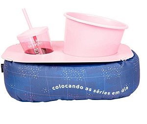 Almofada De Pipoca Colocando as Séries Em Dia