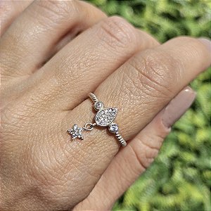 ANEL DE PRATA TRABALHADO COM SOLITARIO MICRO CRAVEJADO DE ZIRCÔNIAS BRANCAS E PINGENTE DE ESTRELA