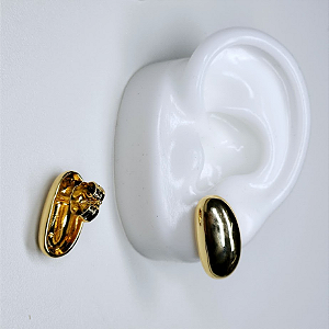 BRINCO DOURADO OVAL LISO