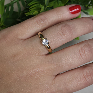 ANEL DOURADO COM SOLITARIO