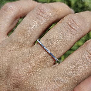 ANEL APARADOR DE PRATA COM ZIRCÔNIAS AZUIS