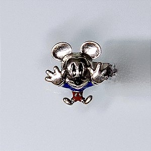 PINGENTE DE PRATA BERLOQUE MICKEY ROUPA AZUL E VERMELHA