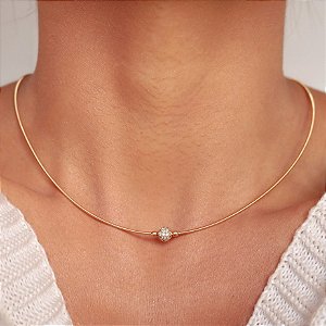 CHOCKER DOURADA CORDA DE VIOLÃO COM UMA BOLINHA TODA CRAVEJADA - 40CM - FECHO IMÃ