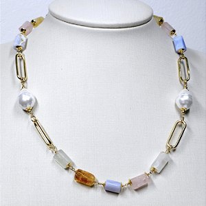 CHOCKER DOURADA COM CRISTAIS COLORIDOS E MADREPÉROLA