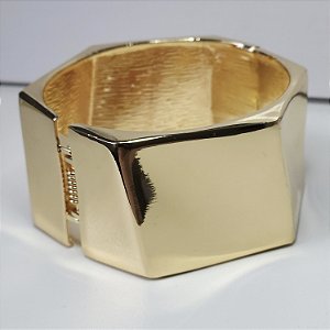 BRACELETE DOURADO FORMATO HEXÁGONO